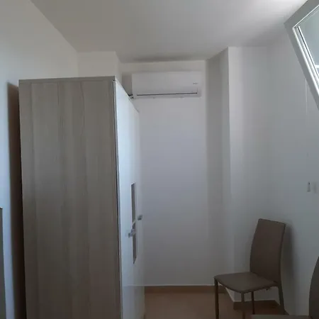 Daire Casa Via Dante Leverano